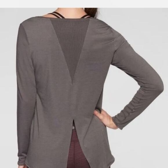 ATHLETA FLAGSTONE GREY ESSENCE SEMI FIT LONG SLEEVE T SHIRT TOP - Picture 1 of 6